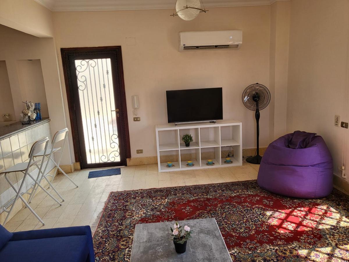 Lovely One-Bedroom Condo With Garden View Cairo Exterior photo